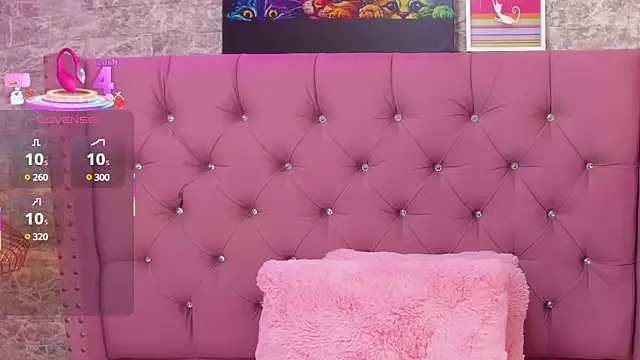 NahiaraReina online show from 02/04/25, 01:27