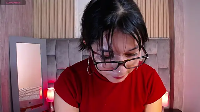 Snapshot of samara_hs chatting on 01/24/25, 10:41 samara hs online show from 01/24/25, 10:41