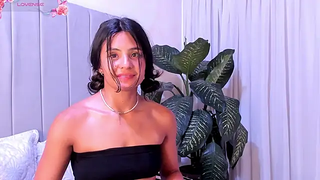 Snapshot of Mindy_sweety chatting on 03/03/25, 07:28 Mindy sweety online show from 03/03/25, 07:28