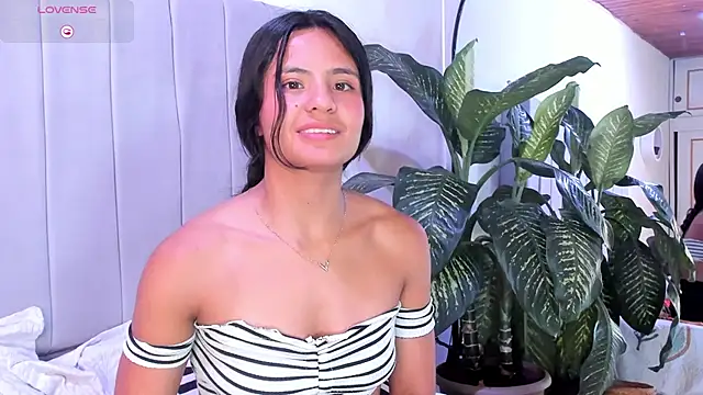 Snapshot of Mindy_sweety chatting on 03/07/25, 07:49 Mindy sweety online show from 03/07/25, 07:49