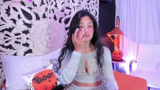 Snapshot of Mindy_sweety chatting on 10/28/25, 12:19 Mindy sweety online show from 10/28/25, 12:19