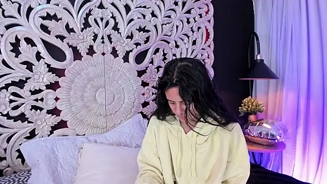 Snapshot of Mindy_sweety chatting on 02/14/26, 12:57 Mindy sweety online show from 02/14/26, 12:57