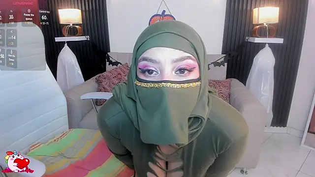 cloe sirena online show from 10/24/25, 03:52