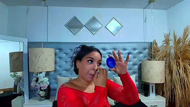 EileenBenzon online show from 02/11/26, 02:49