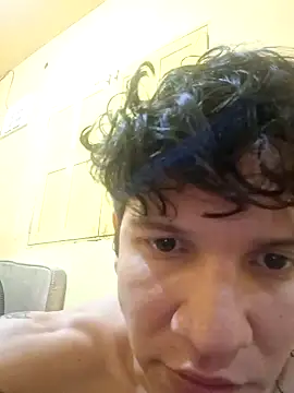 casal coundray online show from 12/12/24, 03:32