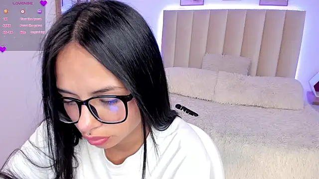 Snapshot of valka_wolfe chatting on 02/27/25, 09:04 valka wolfe online show from 02/27/25, 09:04