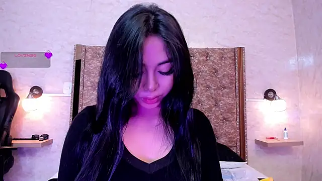 Snapshot of gaby_desire777 chatting on 02/21/25, 11:43 gaby desire777 online show from 02/21/25, 11:43