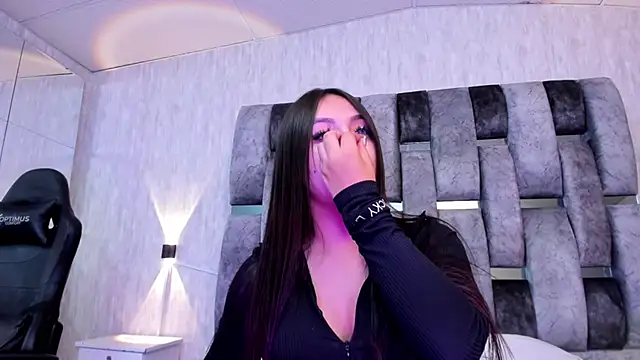 Snapshot of gaby_desire777 chatting on 03/12/25, 12:20 gaby desire777 online show from 03/12/25, 12:20