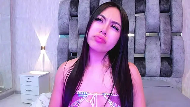 Snapshot of gaby_desire777 chatting on 03/13/25, 11:27 gaby desire777 online show from 03/13/25, 11:27