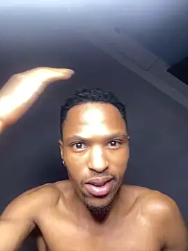 Snapshot of BlueIceCube chatting on 01/07/25, 06:27 BlueIceCube online show from 01/07/25, 06:27