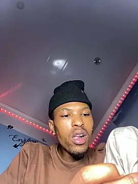 Snapshot of BlueIceCube chatting on 01/09/25, 06:15 BlueIceCube online show from 01/09/25, 06:15