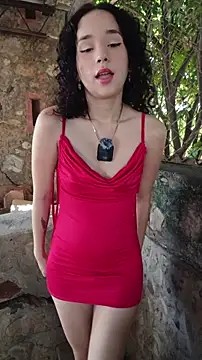 Snapshot of sweet_outdoor_charm chatting on 06/20/26, 03:26 sweet outdoor charm online show from 06/20/26, 03:26