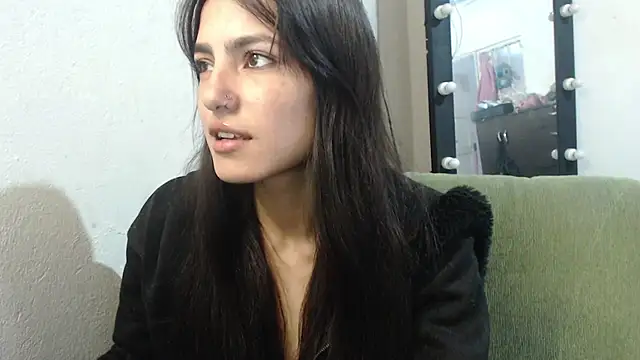 skinny sweet2411 online show from 05/25/26, 05:52