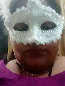 Snapshot of seemi_bhabhi chatting on 01/20/25, 05:37 seemi bhabhi online show from 01/20/25, 05:37