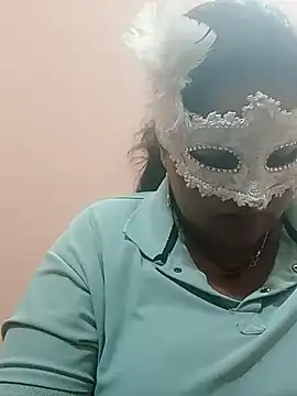 Snapshot of seemi_bhabhi chatting on 02/04/25, 08:38 seemi bhabhi online show from 02/04/25, 08:38