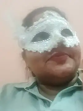 Snapshot of seemi_bhabhi chatting on 02/19/25, 03:38 seemi bhabhi online show from 02/19/25, 03:38