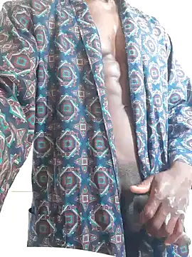 MIGHTY MAGNUM online show from 12/18/24, 10:51