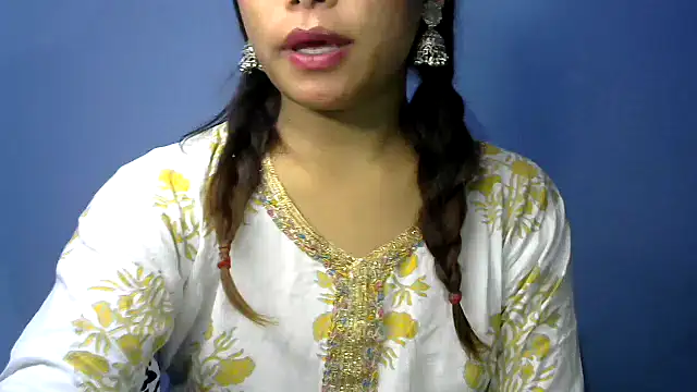 sanjana-77 online show from 01/15/25, 09:51