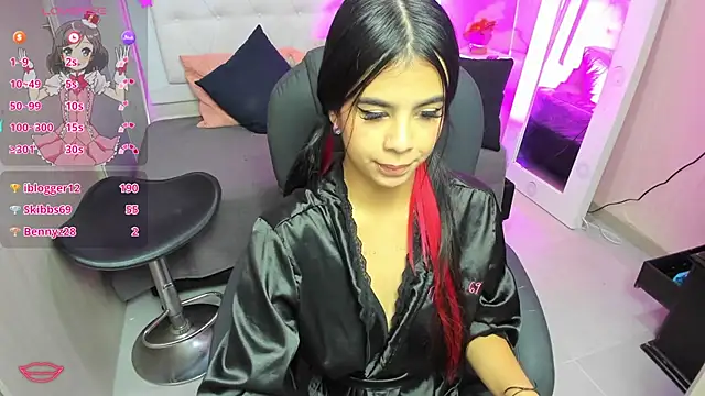 EMALINDA  HILSS online show from 02/01/25, 06:08