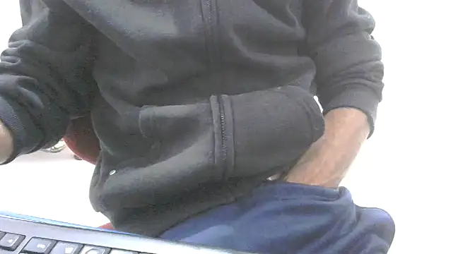 Snapshot of bbehemothh chatting on 12/05/24, 11:38 bbehemothh online show from 12/05/24, 11:38