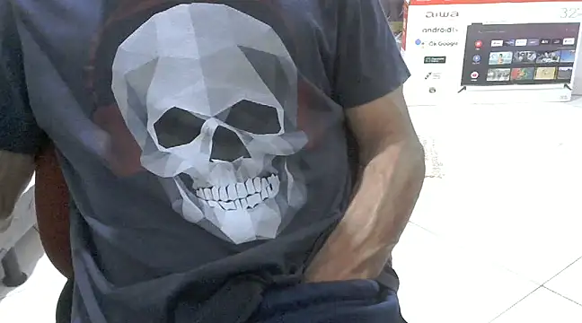 Snapshot of bbehemothh chatting on 12/18/24, 12:10 bbehemothh online show from 12/18/24, 12:10