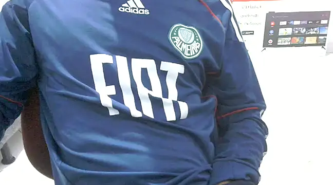 Snapshot of bbehemothh chatting on 12/18/24, 03:15 bbehemothh online show from 12/18/24, 03:15