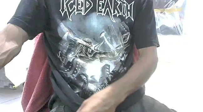 Snapshot of bbehemothh chatting on 12/22/24, 02:39 bbehemothh online show from 12/22/24, 02:39