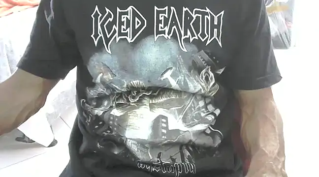 Snapshot of bbehemothh chatting on 12/22/24, 02:49 bbehemothh online show from 12/22/24, 02:49