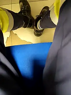 Snapshot of coppiapazza chatting on 01/16/25, 07:20 coppiapazza online show from 01/16/25, 07:20