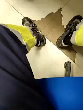 Snapshot of coppiapazza chatting on 03/12/25, 03:29 coppiapazza online show from 03/12/25, 03:29