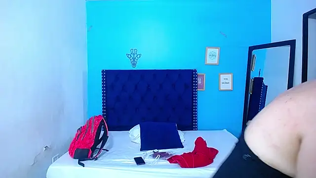 Snapshot of kinky_redhead18 chatting on 01/13/25, 01:49 kinky redhead18 online show from 01/13/25, 01:49