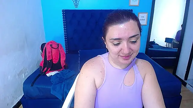 Snapshot of kinky_redhead18 chatting on 10/10/25, 01:43 kinky redhead18 online show from 10/10/25, 01:43