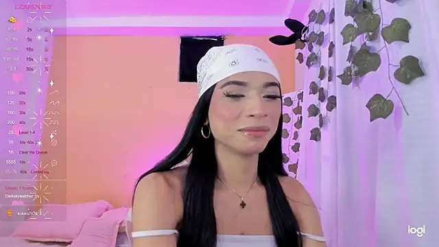 Snapshot of AndreaSweet_ chatting on 02/08/25, 06:12 AndreaSweet  online show from 02/08/25, 06:12