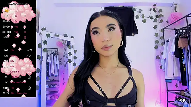 Snapshot of AndreaSweet_ chatting on 03/16/25, 08:32 AndreaSweet  online show from 03/16/25, 08:32