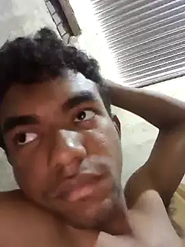 Snapshot of Reynold2608 chatting on 01/08/25, 05:48 Reynold2608 online show from 01/08/25, 05:48