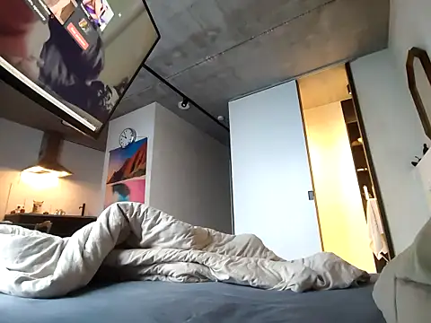 Snapshot of RLLrrr chatting on 12/14/25, 08:52 RLLrrr online show from 12/14/25, 08:52