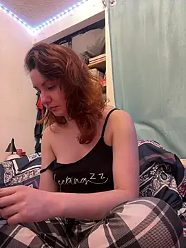 Nina-Chick777 online show from 06/03/26, 02:36
