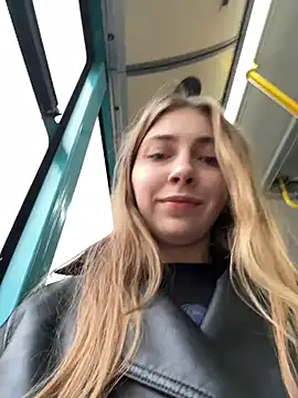 Sunny   Bunny online show from 11/02/25, 01:02