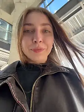 Sunny   Bunny online show from 04/10/26, 01:05