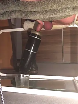 Snapshot of Inseminator69 chatting on 12/14/24, 11:07 Inseminator69 online show from 12/14/24, 11:07