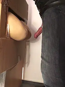 Snapshot of Inseminator69 chatting on 03/12/25, 03:40 Inseminator69 online show from 03/12/25, 03:40