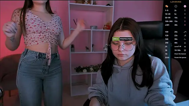 pure radiance1 online show from 02/04/25, 10:00