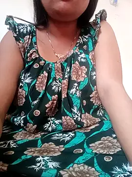 Snapshot of Priya_2222 chatting on 02/17/26, 06:10 Priya 2222 online show from 02/17/26, 06:10