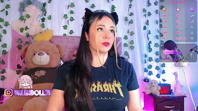 Sex valentinaa online show from 06/30/26, 04:30