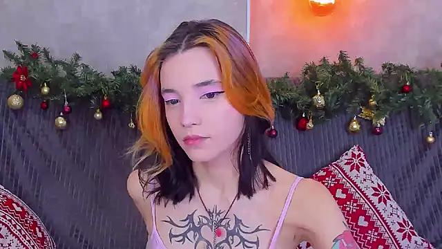 Snapshot of as1an_girlfriend chatting on 12/15/24, 05:10 as1an girlfriend online show from 12/15/24, 05:10