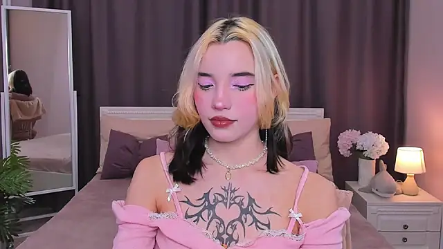 Snapshot of as1an_girlfriend chatting on 01/24/25, 03:54 as1an girlfriend online show from 01/24/25, 03:54