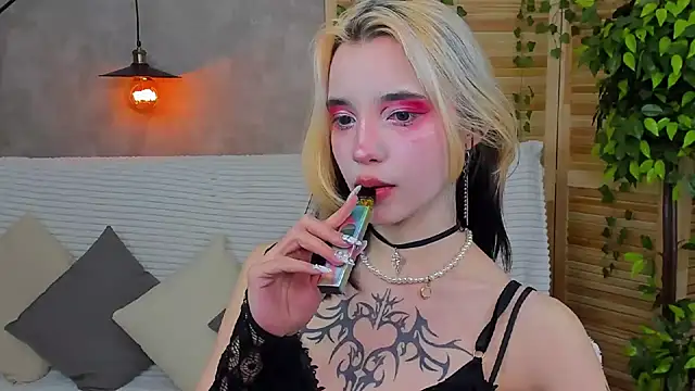 Snapshot of as1an_girlfriend chatting on 01/31/25, 07:18 as1an girlfriend online show from 01/31/25, 07:18