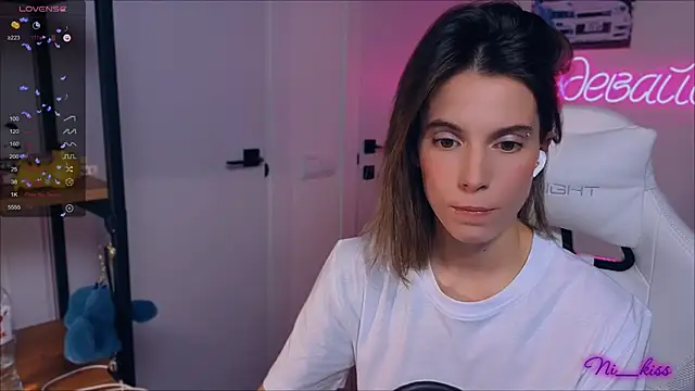  ni kiss online show from 09/17/25, 07:59