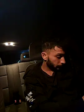 Snapshot of Iulianmarius12 chatting on 02/11/26, 09:42 Iulianmarius12 online show from 02/11/26, 09:42