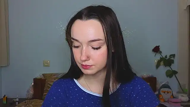 Snapshot of Wild_Sophie_ chatting on 12/30/24, 09:19 Wild Sophie online show from 12/30/24, 09:19